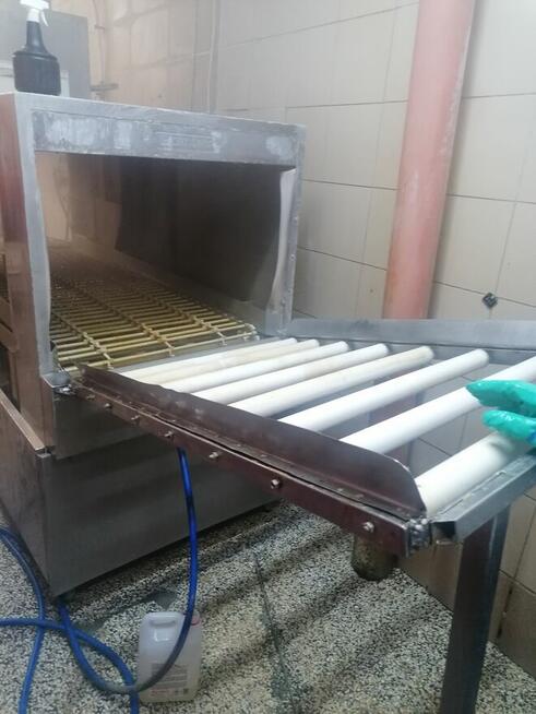 Na sprzedaż myjka pojemników w branży mięsnej