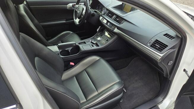Lexus CT 1.8 HSD 136KM LIFT Kamera PDC LEDY Skóra Navi Super stan
