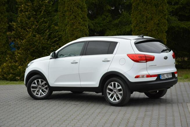 Lift Biała Perła Ledy Duża Navi Skóry Kamera 2xParktr. ASO Kia