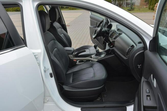 Lift Biała Perła Ledy Duża Navi Skóry Kamera 2xParktr. ASO Kia