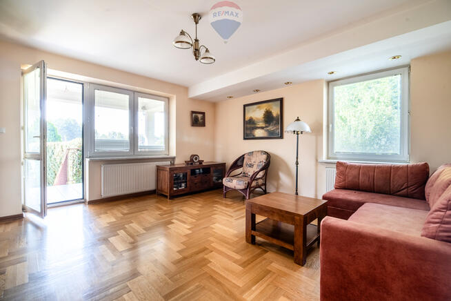 Kampinos, działka do podziału+dom dwupokoleniowy