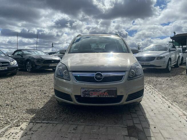 Opel Zafira 1.9 cdti 101 KM 7 os. Klima nowe tarcze opony nowy PT techniczne bdb