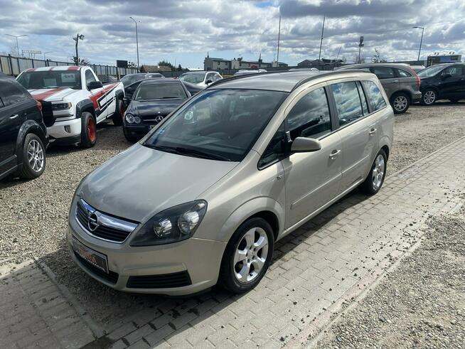 Opel Zafira 1.9 cdti 101 KM 7 os. Klima nowe tarcze opony nowy PT techniczne bdb