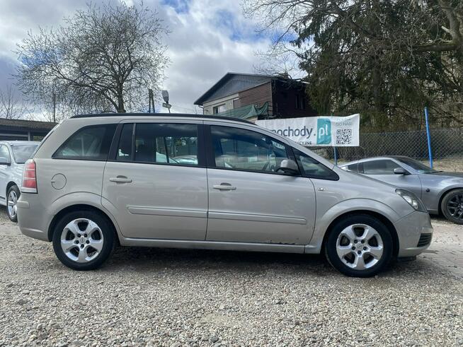 Opel Zafira 1.9 cdti 101 KM 7 os. Klima nowe tarcze opony nowy PT techniczne bdb