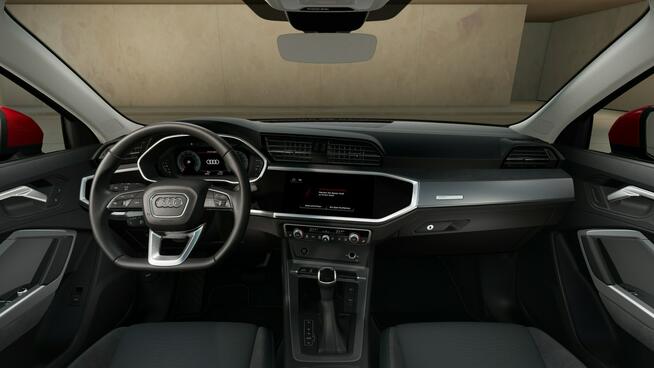 Audi Q3 LEASINGod103%_S line_LED_Virtual_El.klapa_SoundSystem_Tempomat_19"_FV