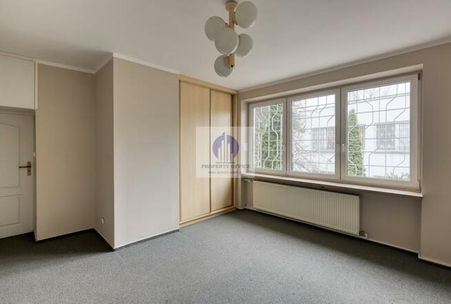 Dom Warszawa Praga-Południe, Saska Kępa, Obrońców