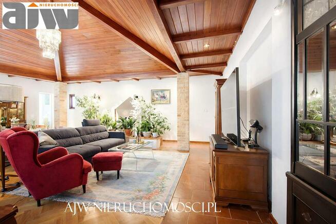 Dom Izabelin B gm. Izabelin, Izabelin