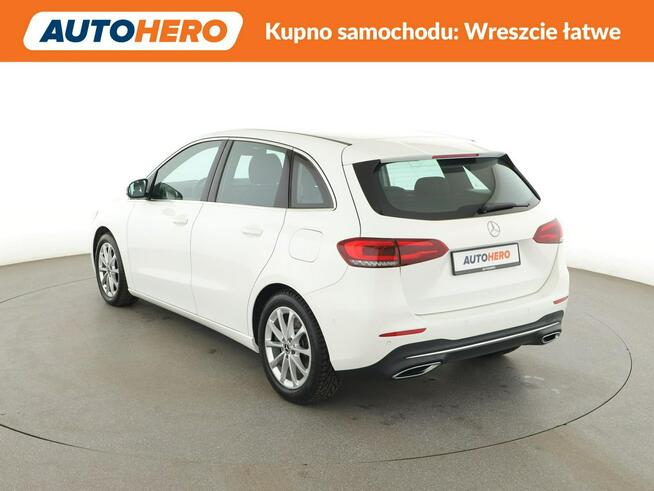 Mercedes B 250 B250 Automat Progressive Navi Tempomat Grzane Fotele MBUX Kamera LED