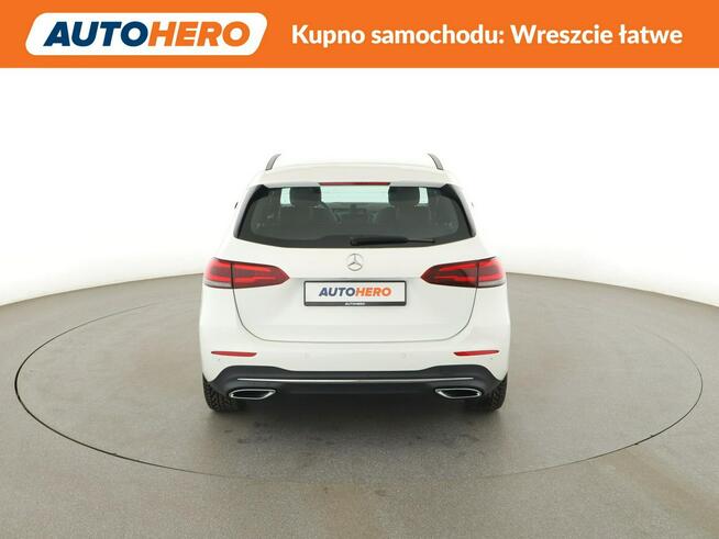 Mercedes B 250 B250 Automat Progressive Navi Tempomat Grzane Fotele MBUX Kamera LED