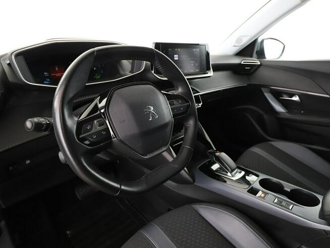 Peugeot 2008 EV automat kamera LED tempomat