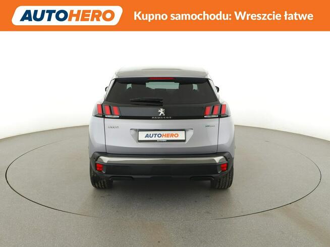 Peugeot 3008 PHEV automat półskóra virtual cocpit navi klima auto kamera i czujniki