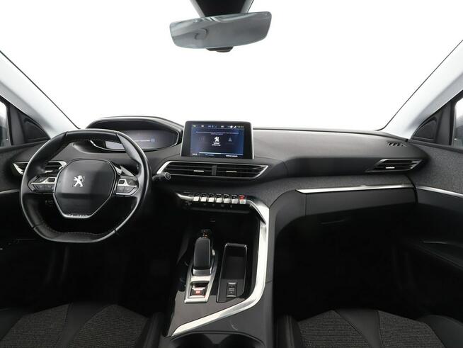 Peugeot 3008 PHEV automat półskóra virtual cocpit navi klima auto kamera i czujniki