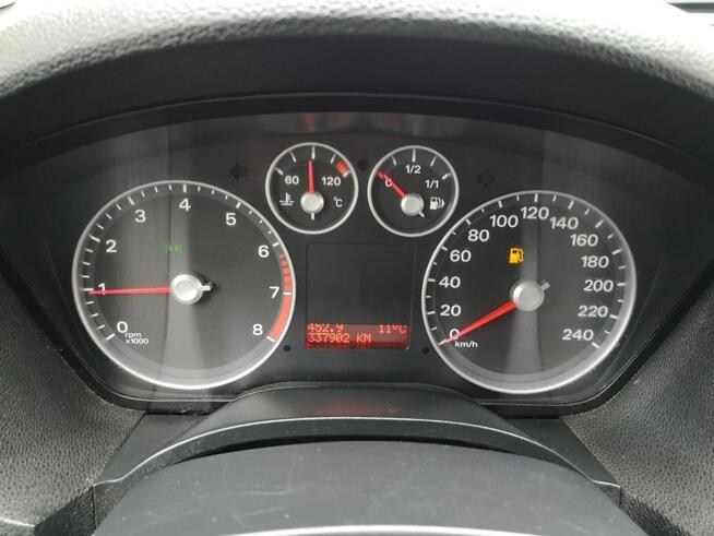 Ford C-Max 1,6 101KM Klimatr Isofix Parktronic Ledy LIFT Alu 17