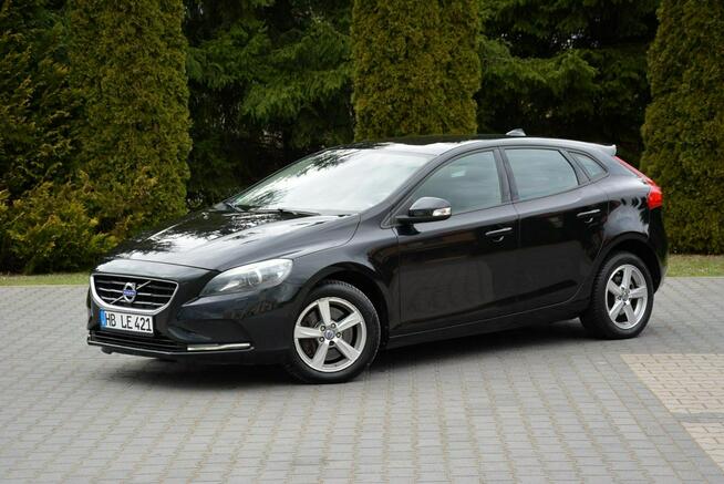 Volvo V40 Xenon Ledy Virtual Zegary Parktronik ASO Alu16 Nowe Opony