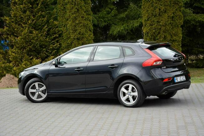 Volvo V40 Xenon Ledy Virtual Zegary Parktronik ASO Alu16 Nowe Opony