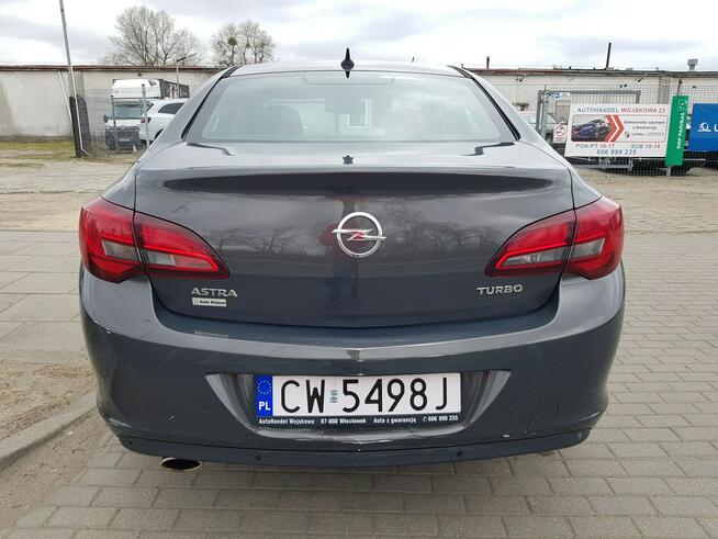Opel Astra Sedan 1,4 Turbo Nawigacja Klimatronik Zarejestrowany Gwarancja