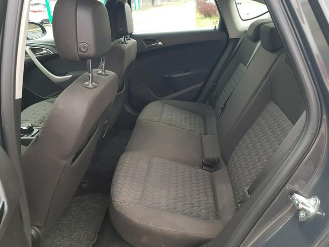 Opel Astra Sedan 1,4 Turbo Nawigacja Klimatronik Zarejestrowany Gwarancja