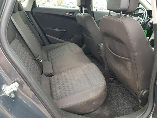 Opel Astra Sedan 1,4 Turbo Nawigacja Klimatronik Zarejestrowany Gwarancja