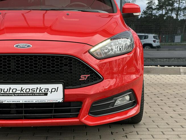 Ford Focus Półskóra RECARO, Navi, Grzane fotele, Climatronic, LED, Alu, GWARANCJA