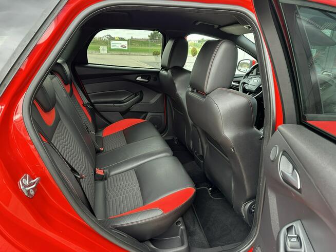 Ford Focus Półskóra RECARO, Navi, Grzane fotele, Climatronic, LED, Alu, GWARANCJA