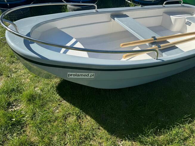 Łódka wędkarska, na ryby ,rekreacyjna, turystyczna