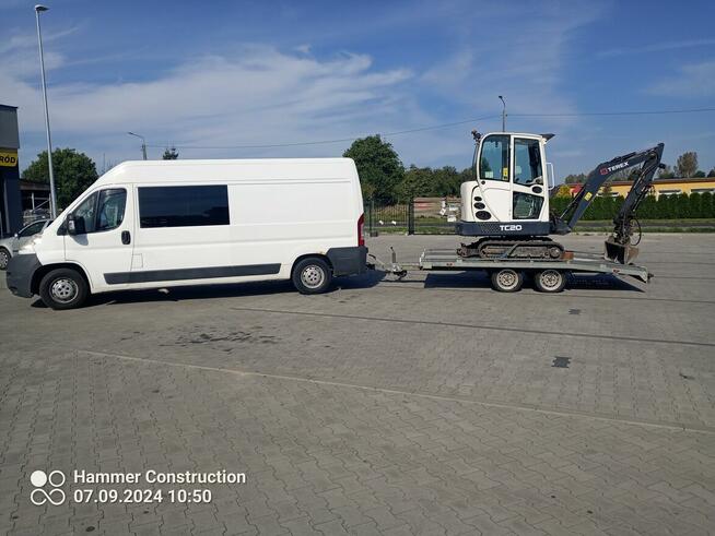 Usługi minikoparką z doświadczonym operatorem