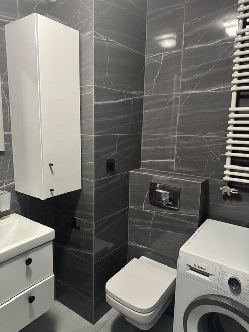 Zamienię mieszkanie 38 m2 , 2 pokoje z balkonem na większe