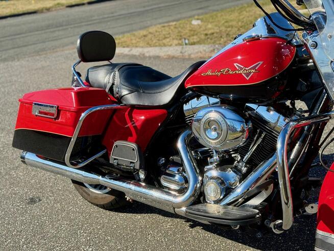 Piekny bezwypadkowy oryginalny lakier