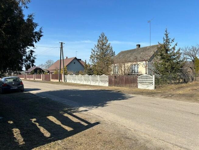 Działka 1,46 ha w Błędnicy – budowlano-leśna, media przy dzi