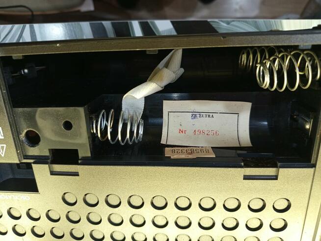 Zabytkowy radiomagnetofon