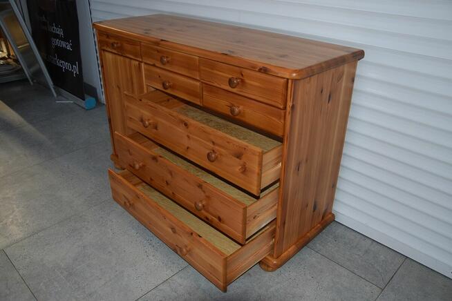 komoda z drewna sosnowego - jak nowa