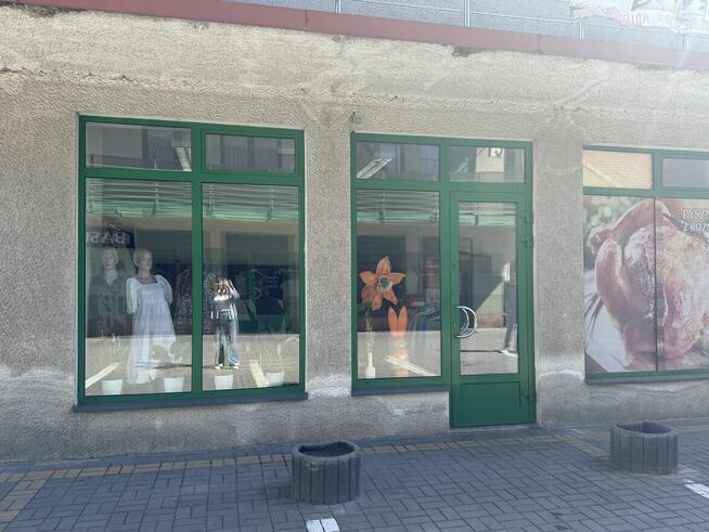 Lokal na sprzedaż / Radomsko, ul. Tysiąclecia 10 / Ryneczek