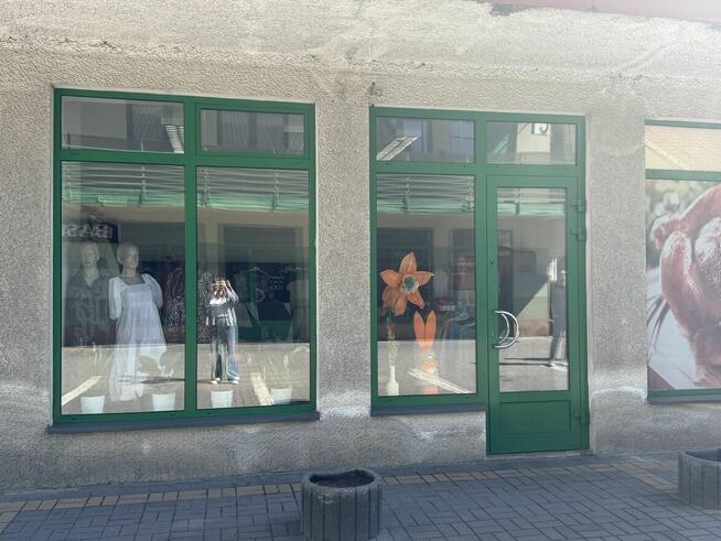 Lokal na sprzedaż / Radomsko, ul. Tysiąclecia 10 / Ryneczek