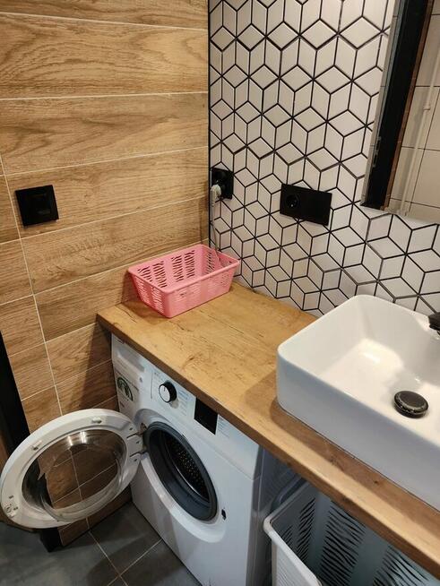 Mieszkanie o pow.37m2, balkon, II piętro, ul. Nowy Świat