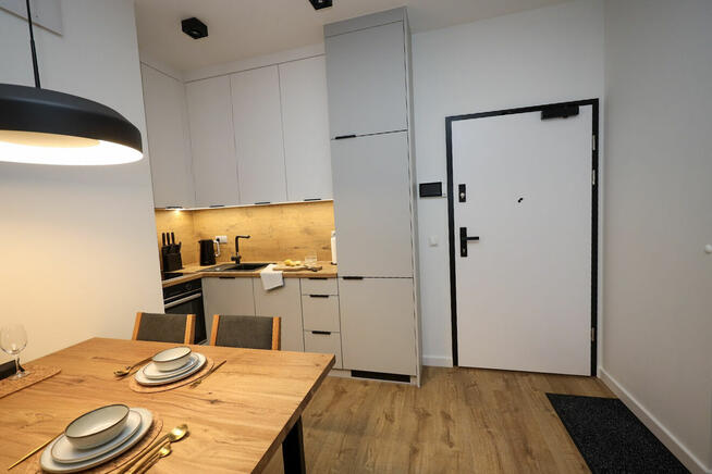 2-pok klimatyzowane w centrum, miejsce na home office