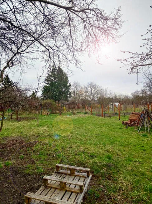 Działka ROD Brochowianka ul. Mościckiego. Cisza i spokój .