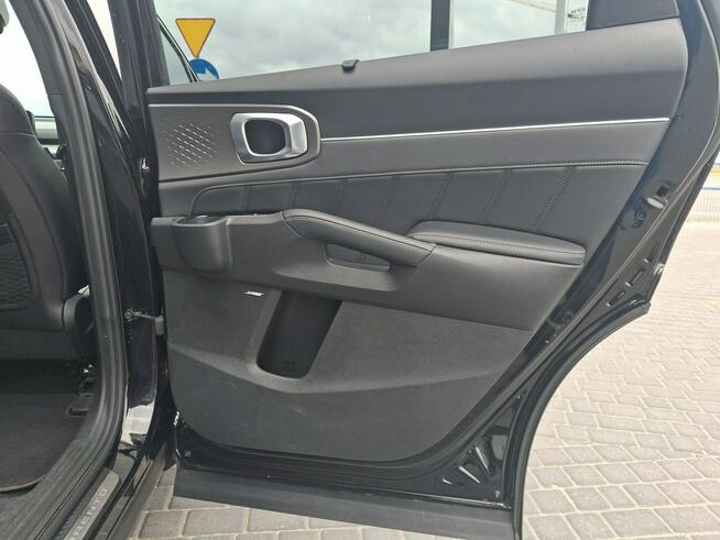 Kia Sorento 1.6 AWD 230KM/ Prestige Line / FV23%/bezwypadkowy/dach panoramiczny