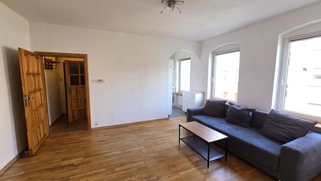 Przestronne 2 pokoje w centrum!