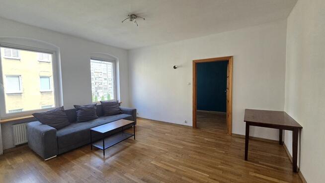 Przestronne 2 pokoje w centrum!