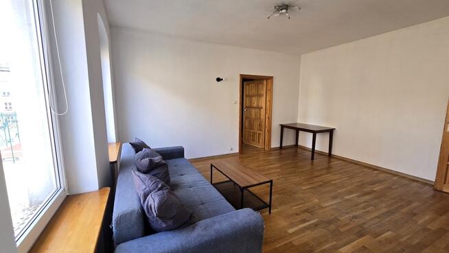 Przestronne 2 pokoje w centrum!