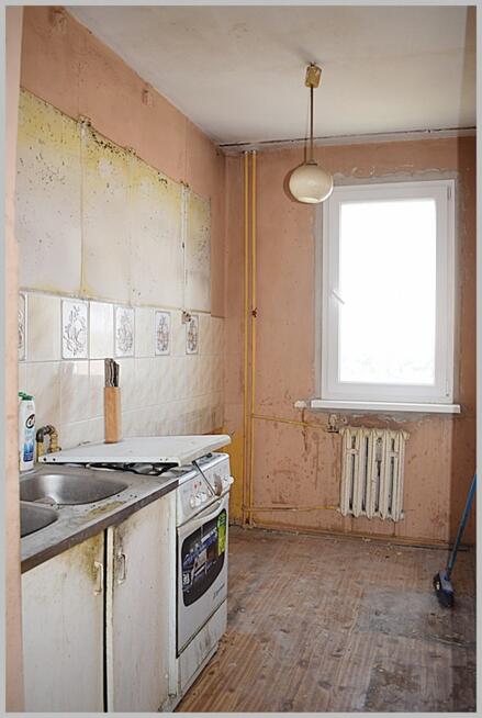 Mieszkanie na dziewiątym piętrze - do remontu.