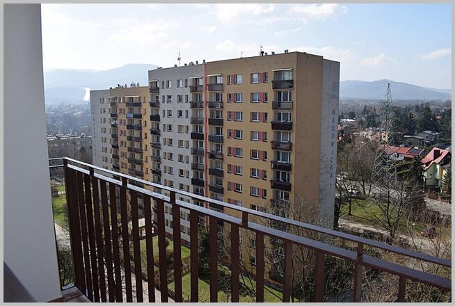 Mieszkanie na dziewiątym piętrze - do remontu.