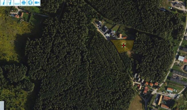 Działka z PNB Kieźliny - Olsztyn otoczona lasem