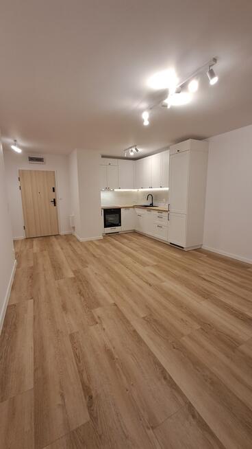 Świeżo wykończone mieszkanie na os. Piastów