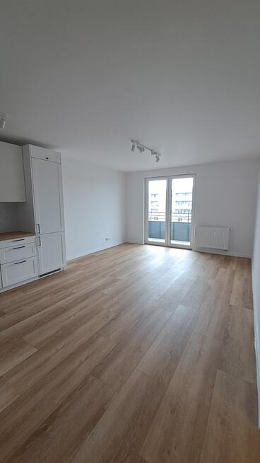 Świeżo wykończone mieszkanie na os. Piastów