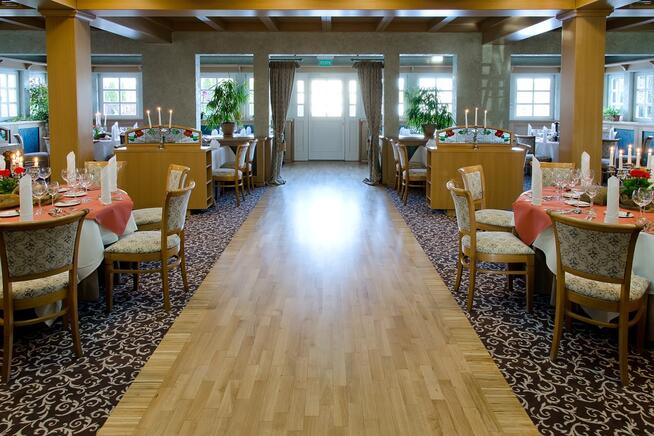 Funkcjonujący hotel na sprzedaż