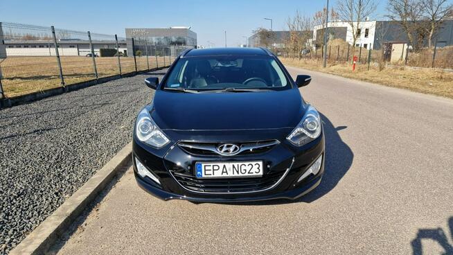 Hyundai i40 1.7 CRDi 2012r LED Keyless Hak Klima Kamera Navi Skóry Po Serwisie