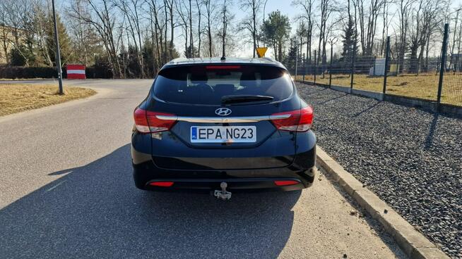 Hyundai i40 1.7 CRDi 2012r LED Keyless Hak Klima Kamera Navi Skóry Po Serwisie