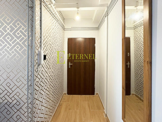 Lokal usługowy zrobiony pod kawalerkę 27m2