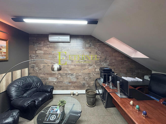 Przestrzenny lokal biurowy 119m² + strych 45m²